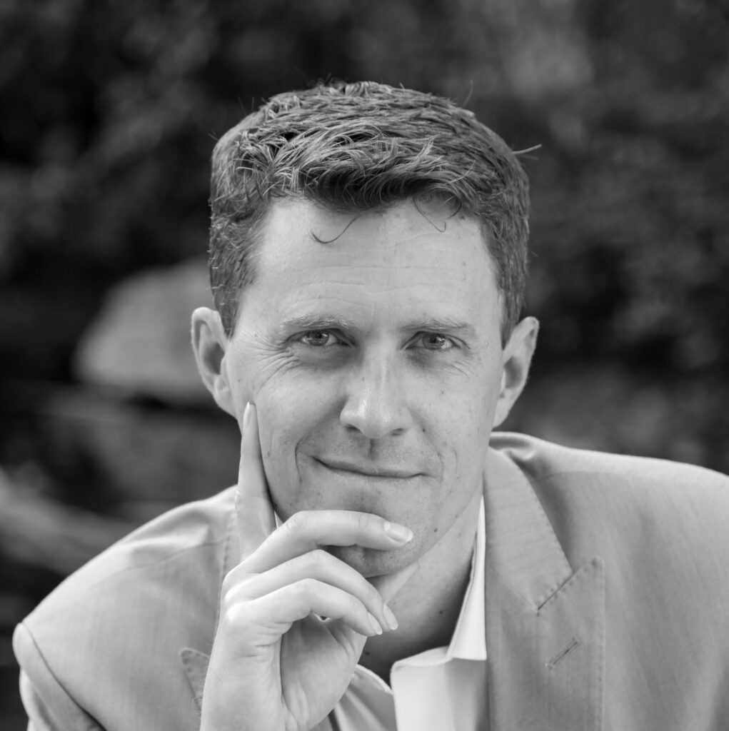 Gallery Photo of Alan Twigg